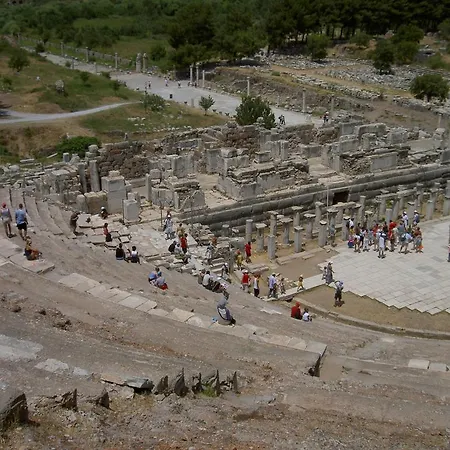 St John's House Willa *