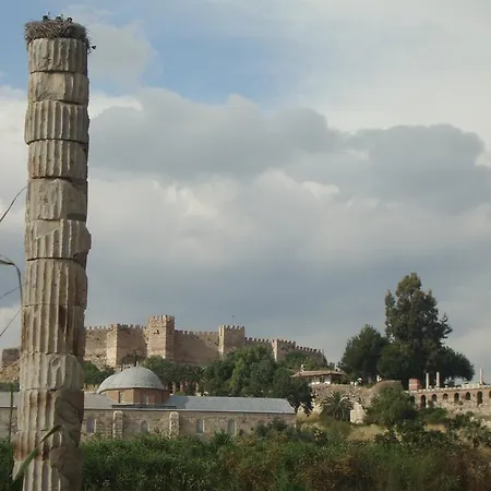 St John's House Willa