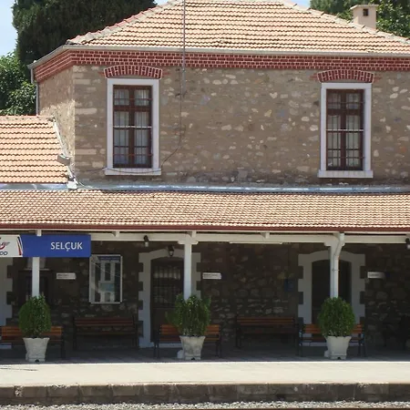 St John's House Вилла