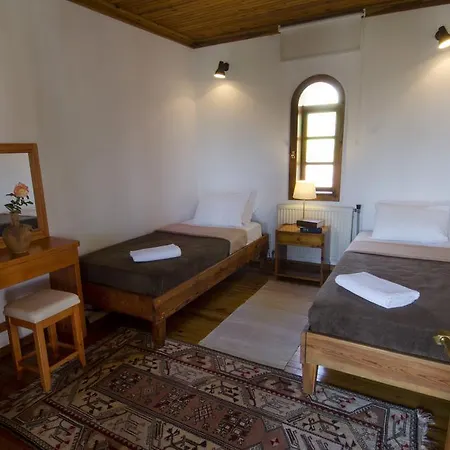 St John's House Вилла *