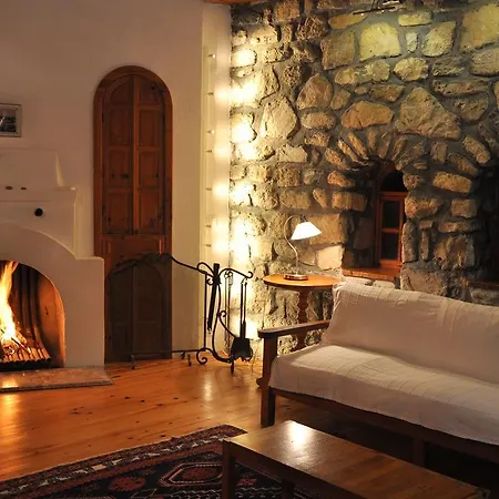 St John's House * Сельчук