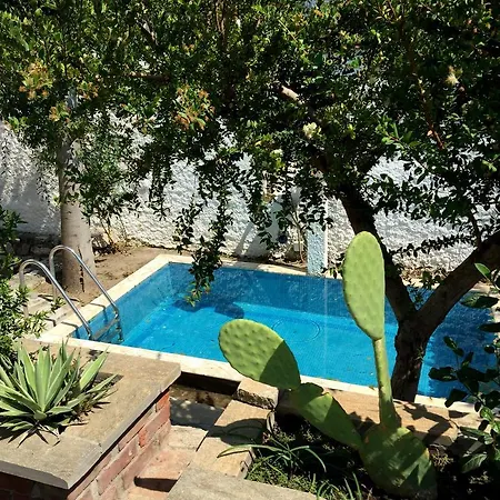 St John's House * Selcuk