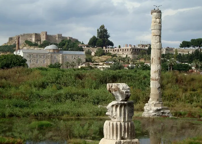 St John's House Villa *