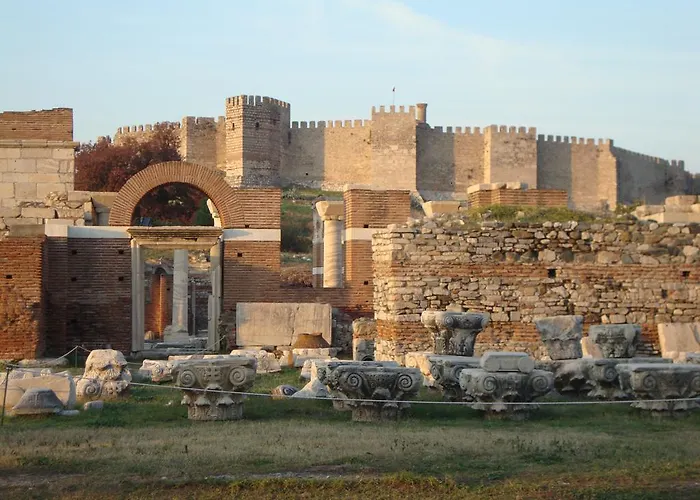 St John's House Villa