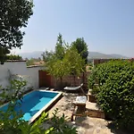 St John's House * Selçuk